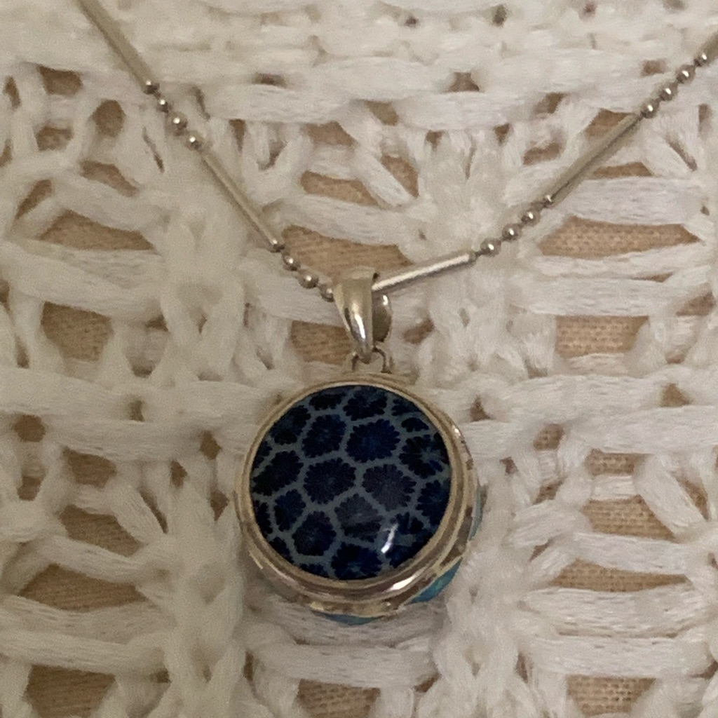 925 Sterling S. Opal & Porcelain Pendant Necklace